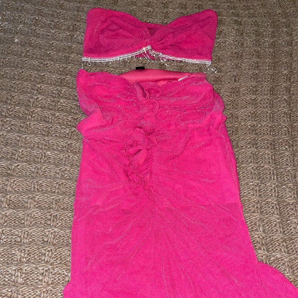 Medium two-piece skirl and tube top set